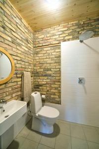 Kylpyhuone majoituspaikassa Ugunu Dambji