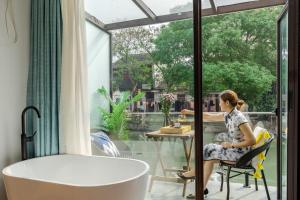 入住Tongli Slowlife River View Inn的客人