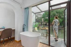 入住Tongli Slowlife River View Inn的客人