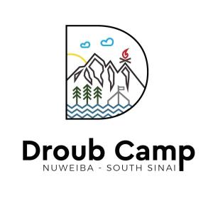 een logo voor een kamp in de bergen bij New Droub Camp in Nuweiba