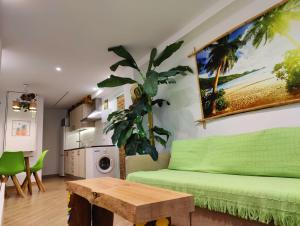 Kuchnia lub aneks kuchenny w obiekcie Wonder Nerja Paraiso Apartamento
