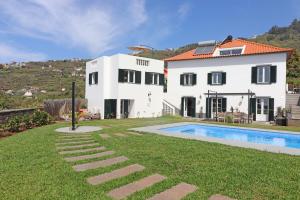 Fotografie z fotogalerie ubytování Casa das Rosas by Homing v destinaci Arco da Calheta