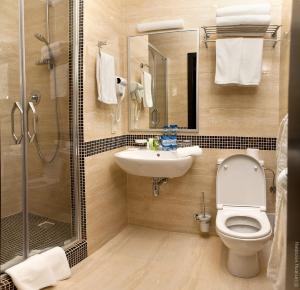 Koupelna v ubytování Kiroff Hotel