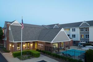 Bazén v ubytování Residence Inn Austin South nebo v jeho okolí