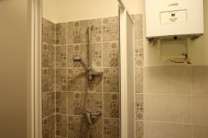 Koupelna v ubytování Apartmán Marmeláda + 37 fotografií