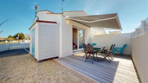 Balkon lub taras w obiekcie Le Repos de la Mer 900 m plage