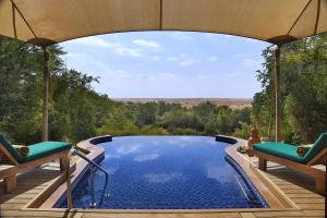 Bazen v nastanitvi oz. blizu nastanitve Al Maha, a Luxury Collection Desert Resort & Spa, Dubai