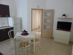 Kuchyň nebo kuchyňský kout v ubytování Apartments Toni, Borik