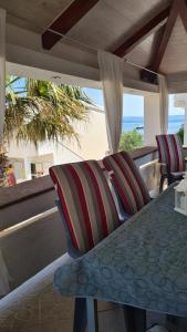 Fotografie z fotogalerie ubytování Apartment with a balcony and sea view - santek v destinaci Vir