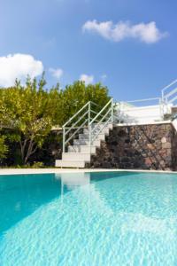 Piscina a Astro Palace Hotel & Suites o a prop