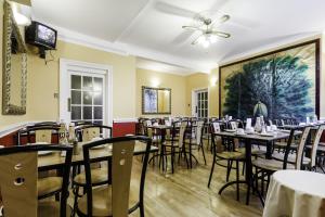 Gallery image of Tudor Court Hotel in London