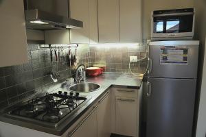 A kitchen or kitchenette at Ocean flat