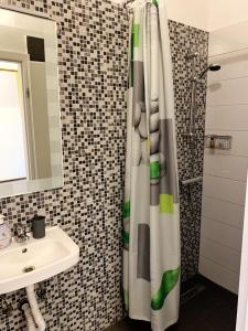 Koupelna v ubytování Apartmani Lučin