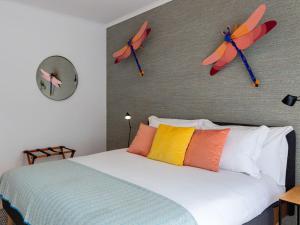 Кровать или кровати в номере Central Caldas w/ AC & Fast Net