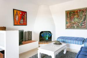 Zdjęcie z galerii obiektu Seaview Villa w mieście San Antonio