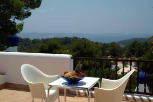 Zdjęcie z galerii obiektu Seaview Villa w mieście San Antonio
