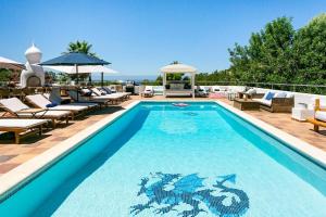 Zdjęcie z galerii obiektu Seaview Villa w mieście San Antonio