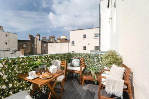 Balkoni atau teres di Central Brighton few Steps from Brunswick Square