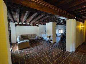 A seating area at La canongia