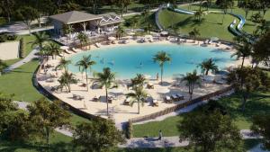 - une vue sur la piscine d'un complexe dans l'établissement Camping Aubigny-Les Clouzeaux, à Aubigny