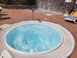 Basen w obiekcie M&R Apartamento - Swimming Pool - Garage - AC lub w pobliżu