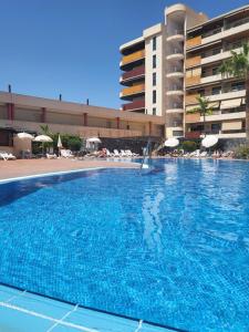 Basen w obiekcie M&R Apartamento - Swimming Pool - Garage - AC lub w pobliżu