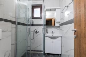 Kúpeľňa v ubytovaní Garni Hotel IMPERIUM Subotica