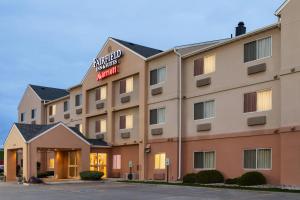 ein Rendering der Hampton Inn Suiten Niagarafas am See in der Unterkunft Fairfield Inn & Suites Omaha East/Council Bluffs, IA in Council Bluffs