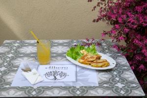 ぺラマにあるÁlbero Hotelのギャラリーの写真