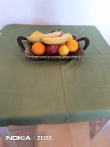 Gallery image of Σπίτι δίπλα στη θάλασσα in Lefkímmi +17 photos