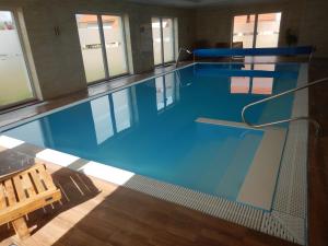 The swimming pool at or close to Konsky Dvor