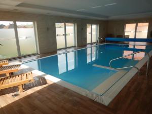 The swimming pool at or close to Konsky Dvor