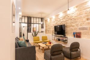 Fotografia z galérie ubytovania Design architect Loft for 10 guests near metro v Paríži