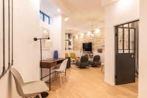 Fotografia z galérie ubytovania Design architect Loft for 10 guests near metro v Paríži