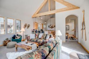 Khu vực ghế ngồi tại Windflower Retreat: Beautiful Dog Friendly Home