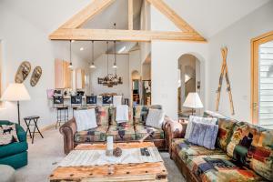 Khu vực ghế ngồi tại Windflower Retreat: Beautiful Dog Friendly Home