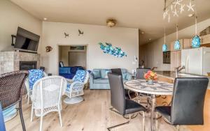 Φωτογραφία από το άλμπουμ του Pirates Cove View σε Depoe Bay +42 φωτογραφίες