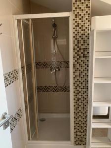 Fotografia z galérie ubytovania Appartement en zone pavillonnaire v destinácii Drancy