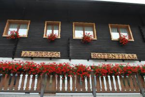 Zgradba, v kateri se nahaja hotel