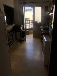 Appartement de Charme Avec Vue Sur Mer廚房或簡易廚房