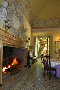 Fotografie z fotogalerie ubytování Palazzo Ronchelli v destinaci Castello Cabiaglio