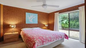 Postel nebo postele na pokoji v ubytování Unit 3 11 Beach Street Merimbula