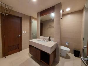 Koupelna v ubytování 3 BR / 2BA - ANVAYA COVE COURTYARD UNIT
