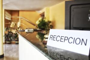 Lobi ili recepcija u objektu Hotel Tereñes Costa