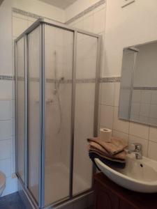 Fotografie z fotogalerie ubytování Super gemütliche, helle Eckwohnung unter Reet v destinaci Tating
