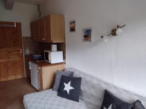 Fotografie z fotogalerie ubytování Super gemütliche, helle Eckwohnung unter Reet v destinaci Tating