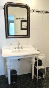 Gallery image of Le Plessis BBB in Blois +28 photos