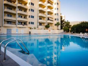 The swimming pool at or close to Sol Paraiso