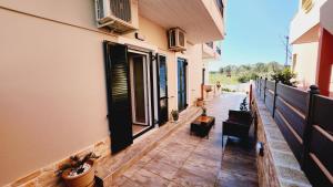 Balkón nebo terasa v ubytování PIERI HOUSE CORFU