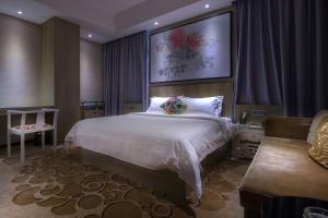 Paco Hotel Tianpingjia Metro Guangzhou - Free Shuttle Bus For Canton Fair客房内的一张或多张床位
